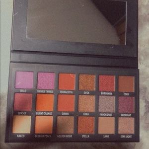 Kab cosmetics eyeshadow palette